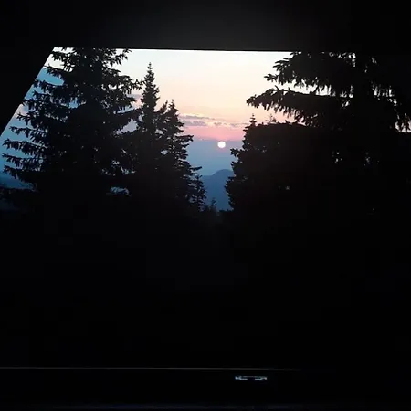 Casa de Férias Planinska Idila - Uz Stazu Jahorina