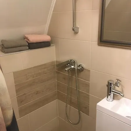 Planinska Idila - Uz Stazu