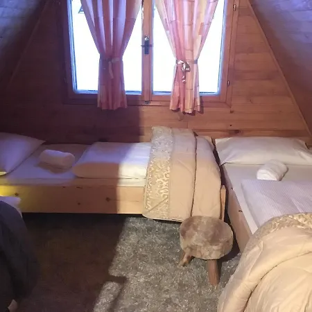 Planinska Idila - Uz Stazu * Jahorina